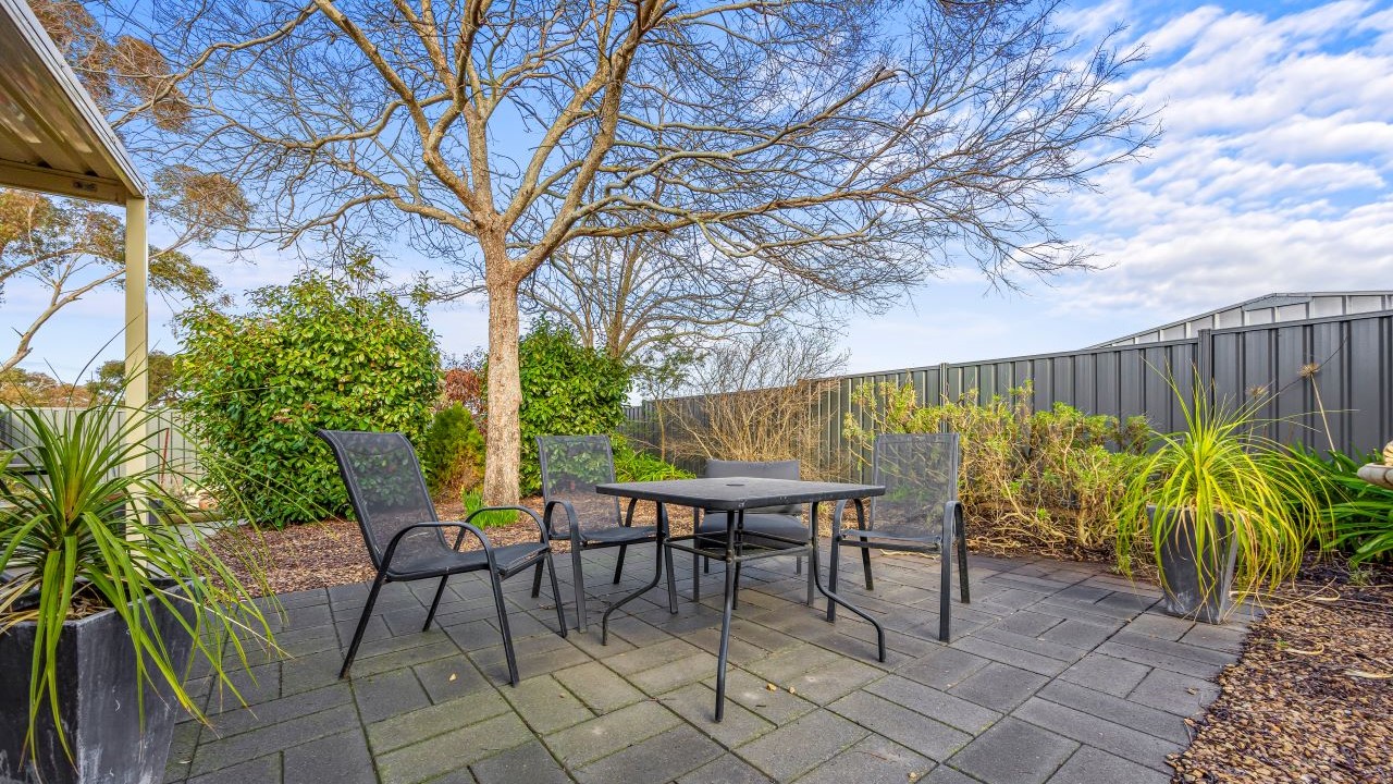 https://possability.com.au/wp-content/uploads/2025/07/15-Hill-patio-web.jpg