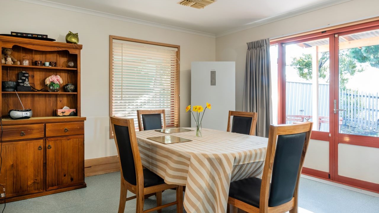 https://possability.com.au/wp-content/uploads/2025/07/Fern-Lodge_dining-web.jpg