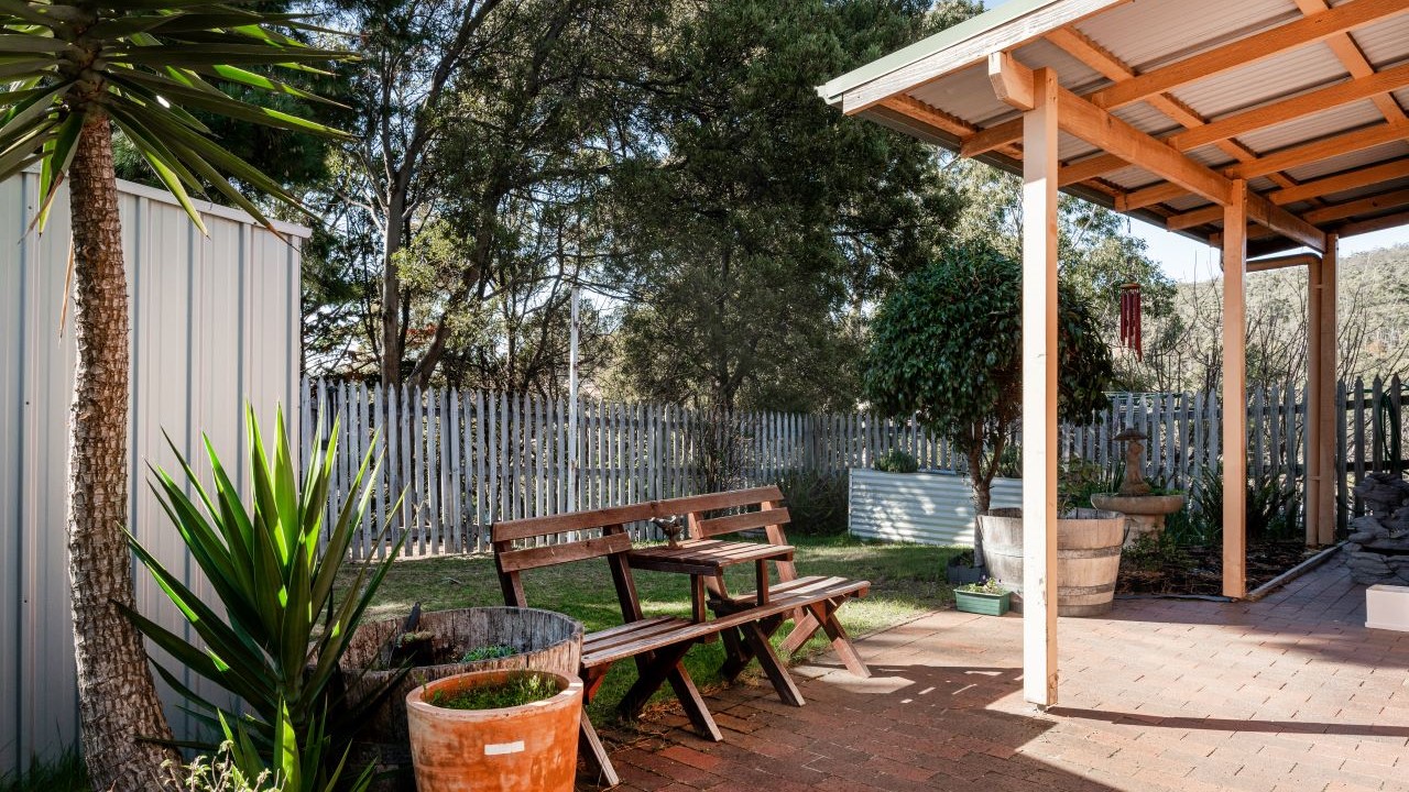 https://possability.com.au/wp-content/uploads/2025/07/Fern-Lodge_outdoor-web.jpg