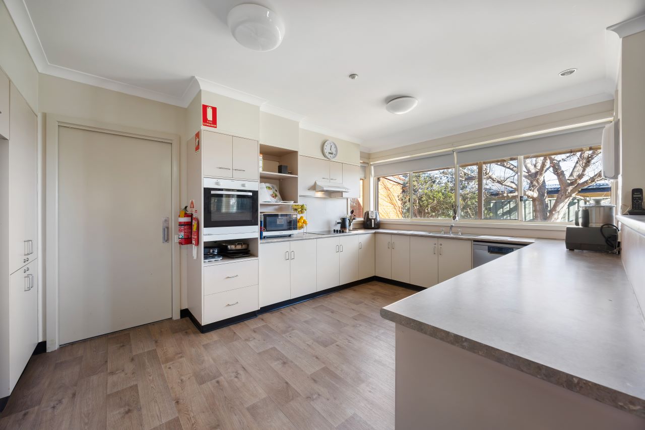 https://possability.com.au/wp-content/uploads/2025/09/Lorikeet_Walker-St-Stawell_kitchen-sm.jpg